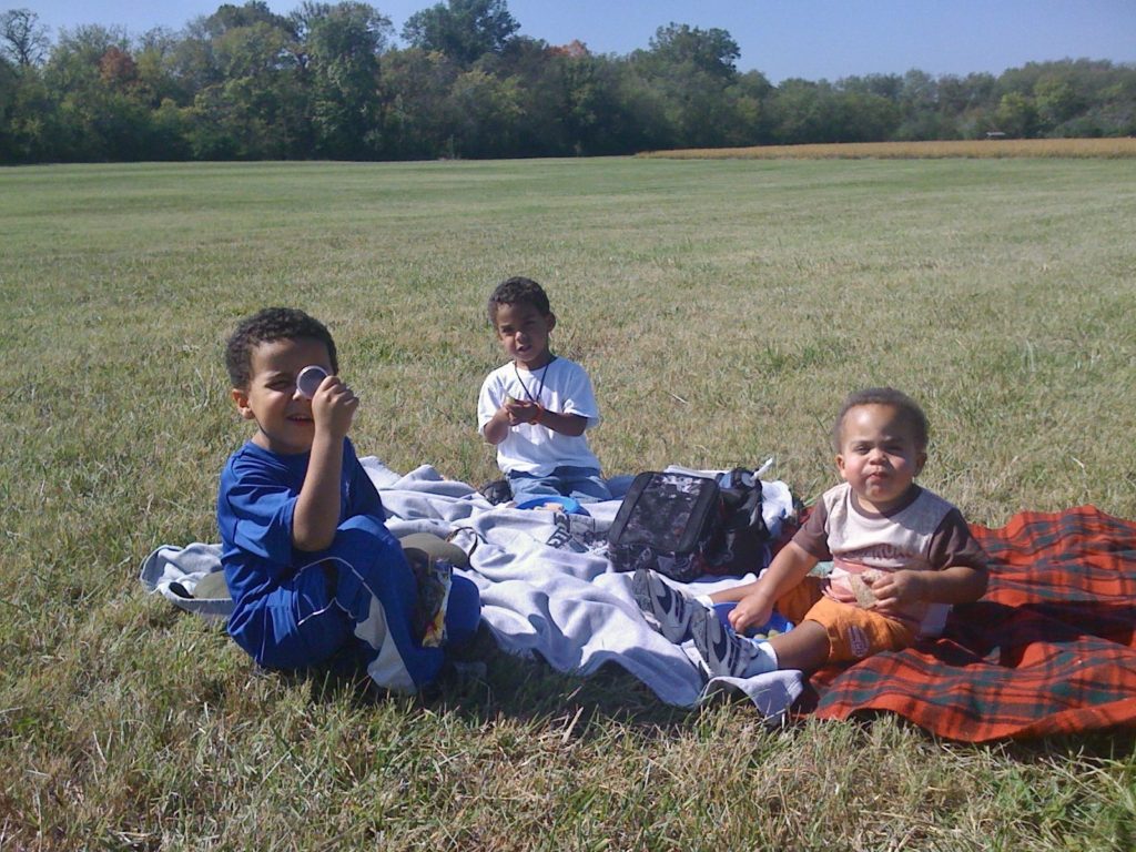 Picnic with 3 kids